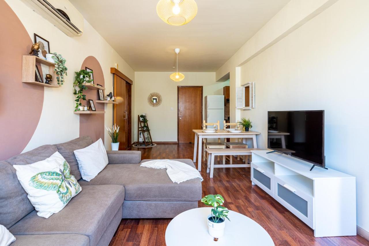 Celine'S 2 Bedrooms Apartment In Larnaca Center Εξωτερικό φωτογραφία